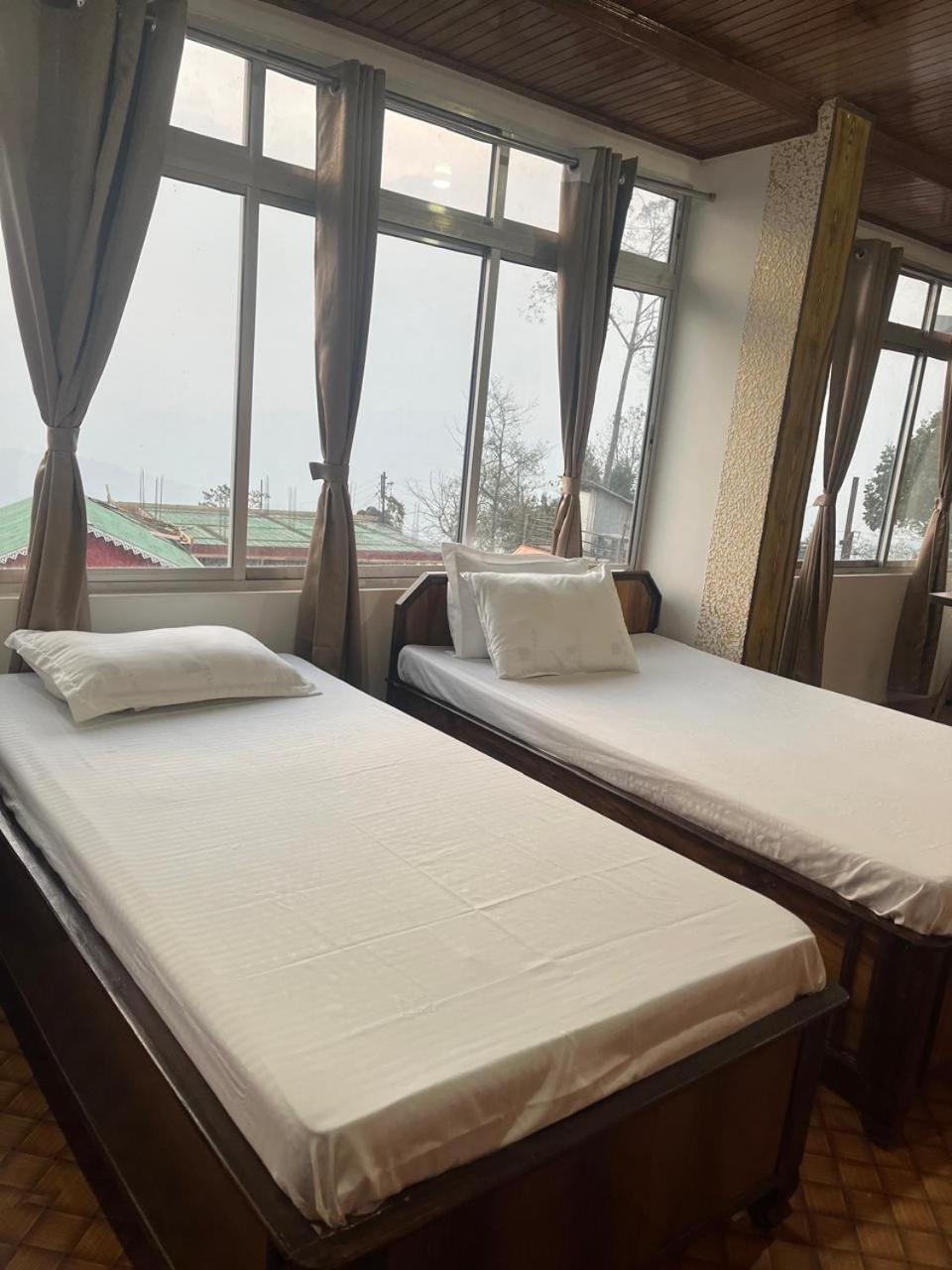 Munglan Homestay Dardzsiling Kültér fotó