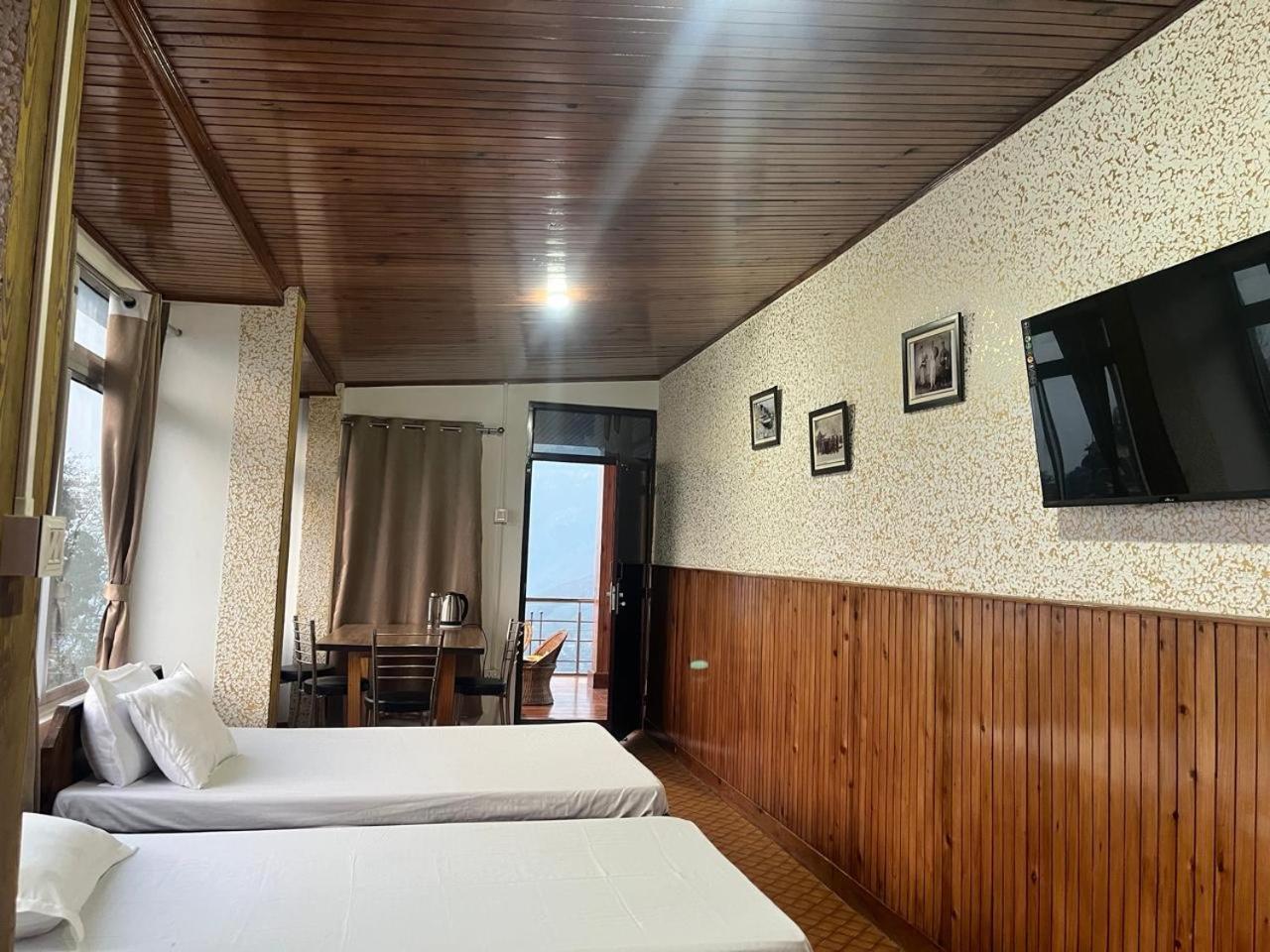 Munglan Homestay Dardzsiling Kültér fotó